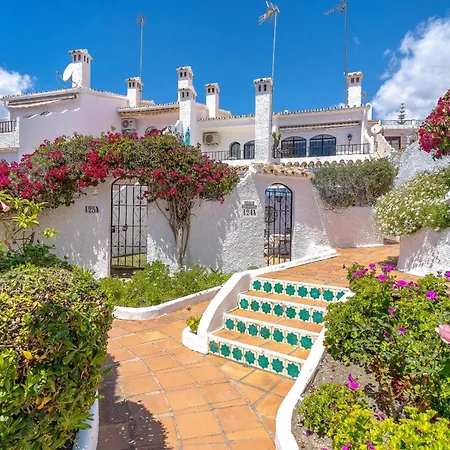 Capistrano Village Deluxe Garden 公寓 *