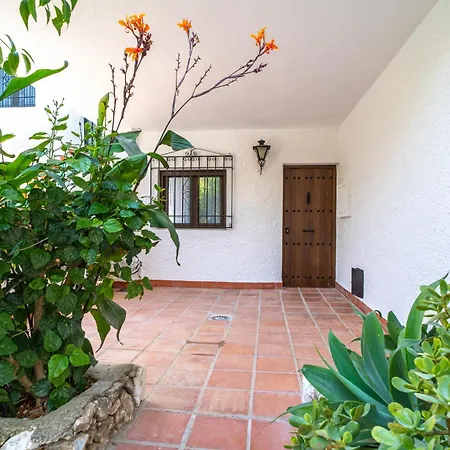 Capistrano Village Deluxe Garden Nerja