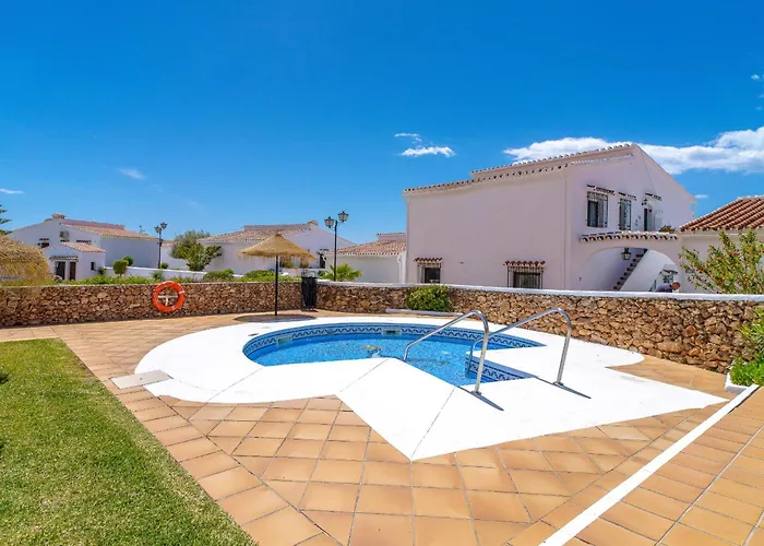 Capistrano Village Deluxe Garden * Nerja