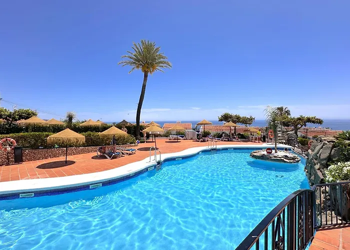 Capistrano Village Deluxe Garden Appartement Nerja